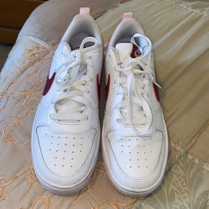 Nike court borough lows 2s in size 6y.